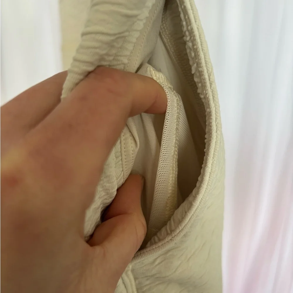 Lululemon Can You Feel The Pleat Crop 
Light Ivory (First Release) - Picture 5 of 9